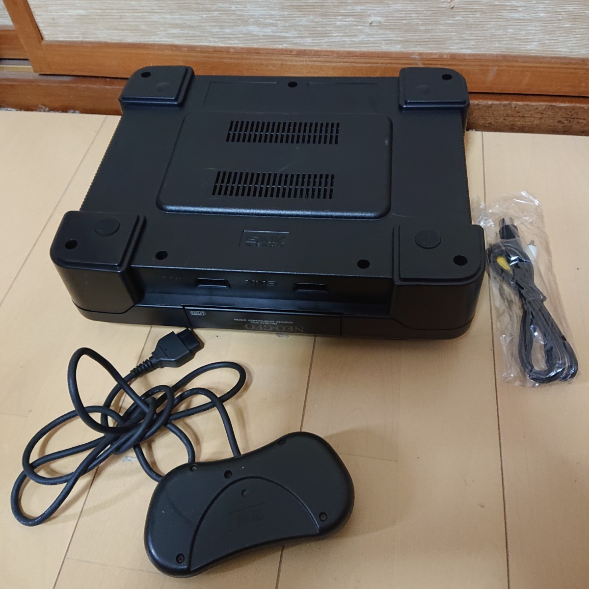 ブラウン×ピンク ネオジオCD フロントローディング 動作確認済
