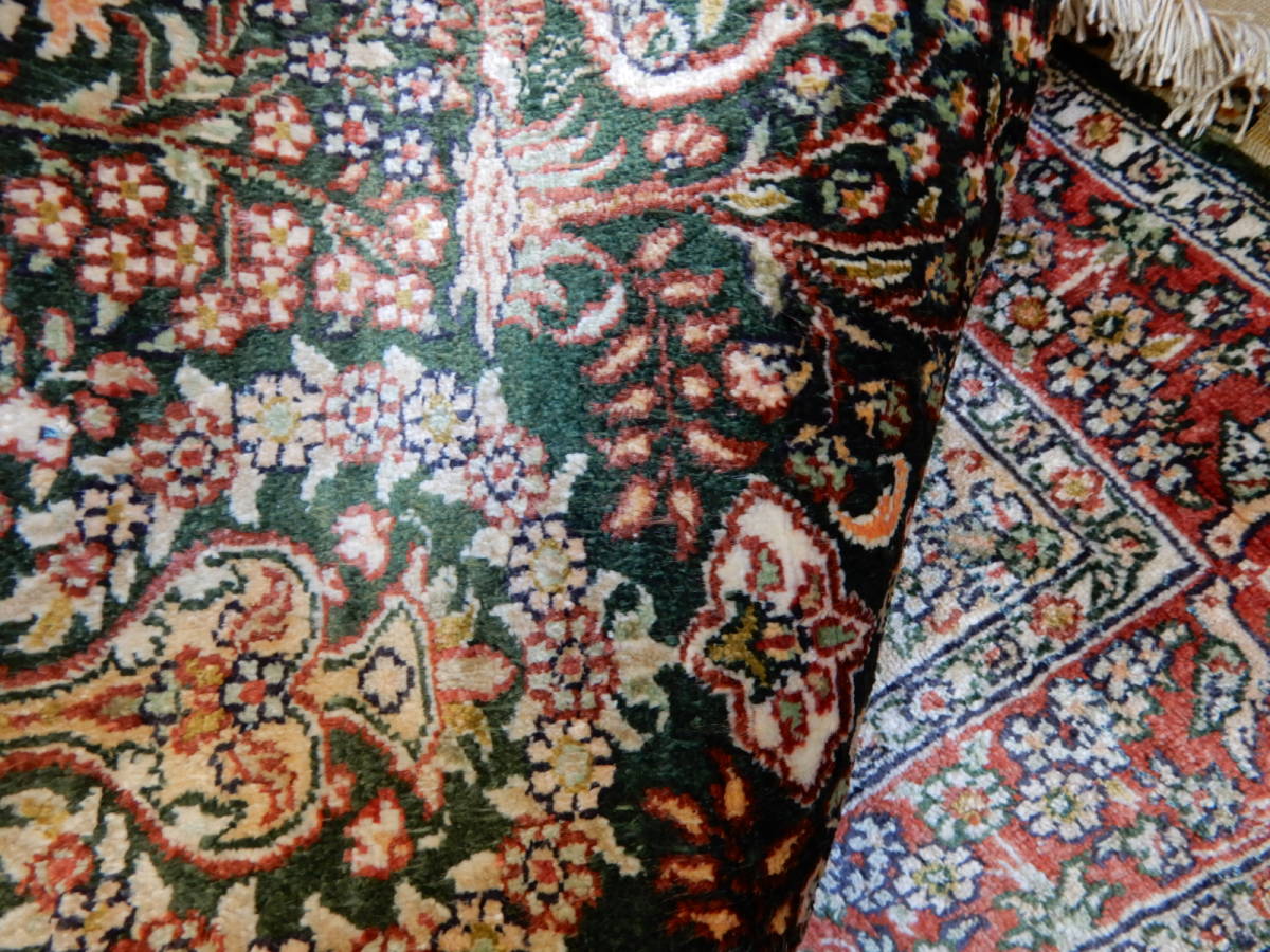 銀の斧＞正絹・コンパクトなペルシャ絨毯・タペストリー約58×48cm