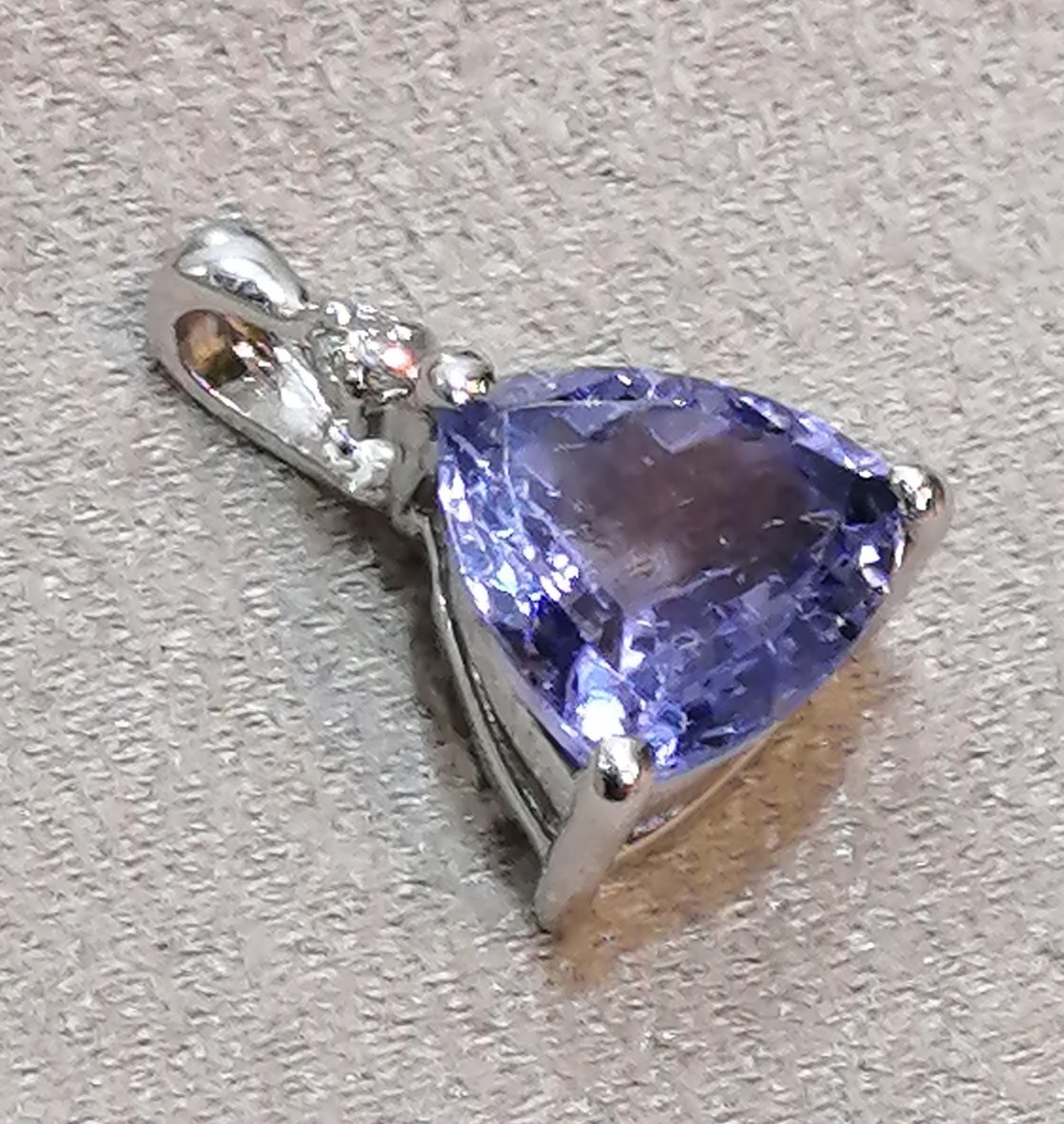 卸売 プラチナ タンザナイト トリリアントカット 1.06ct オーダー加工