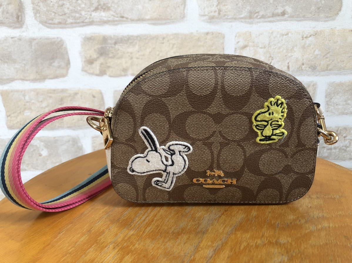 COACH コーチスヌーピーミニショルダーバッグマイクロバッグSNOOPYピーナッツPEANUTSの画像1