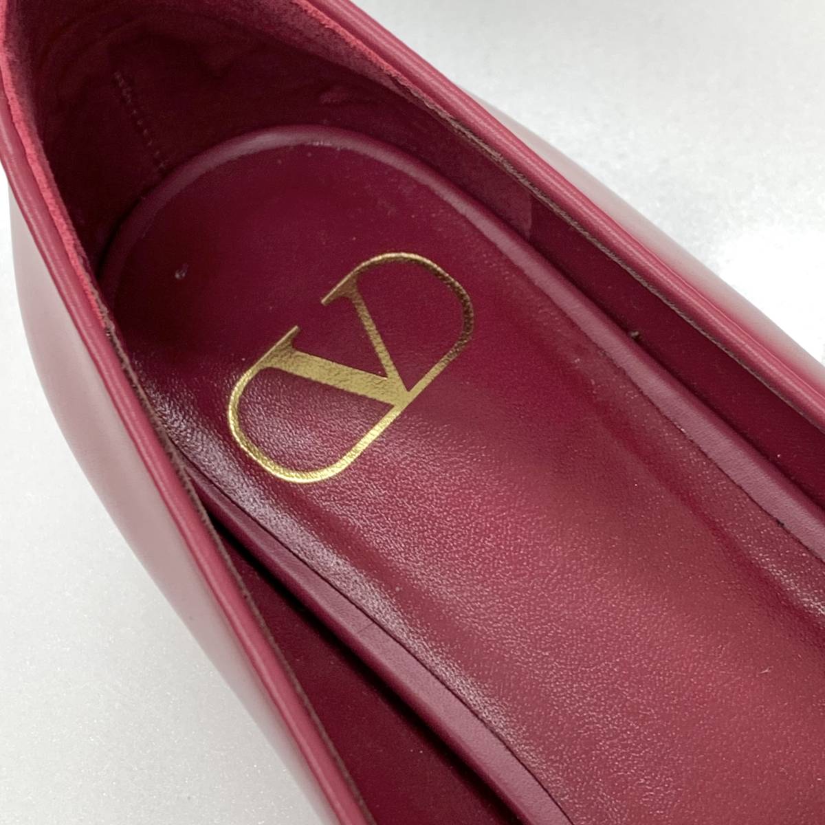 6395 Valentino leather V Logo Flat pumps red purple 