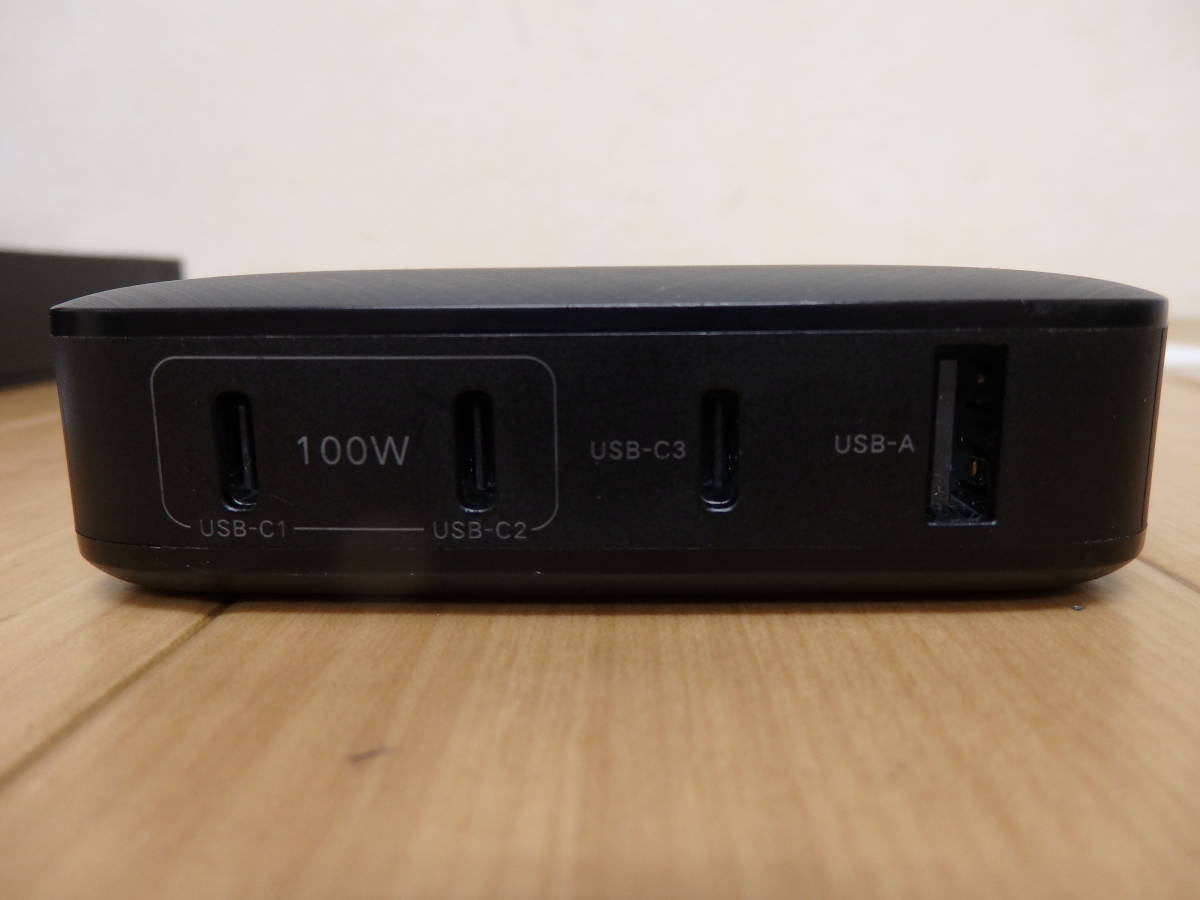 F9-5.3) UGREEN Nexode desk charger CD226 4 pcs same time charge PD 100W 4-Port USB Desktop Fast Charger