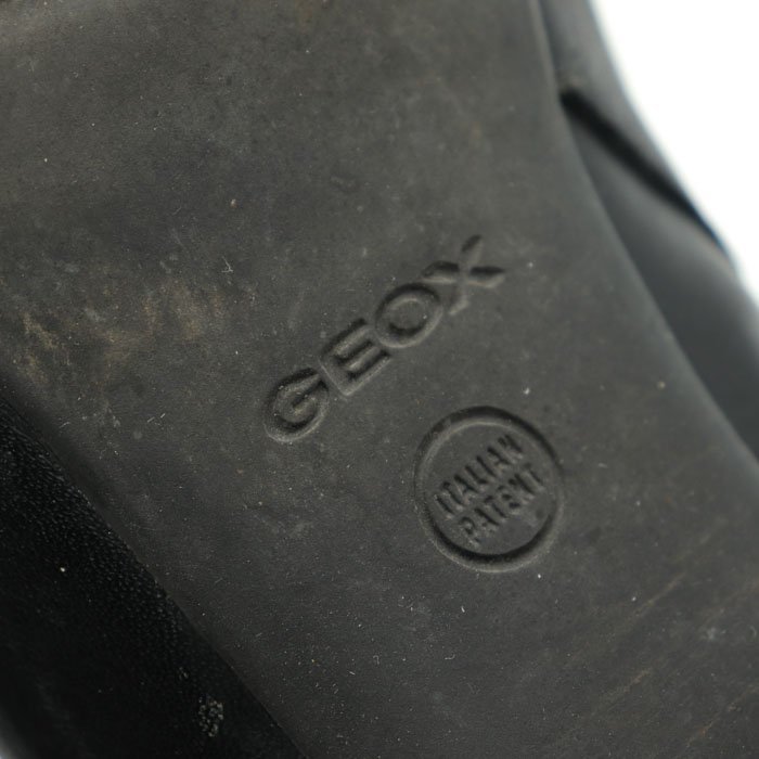 ジェオックス ショートブーツ 呼吸する靴 ローヒール サイドジップ シンプル 24cm相当 シューズ 黒 レディース 38サイズ ブラック GEOX_画像3