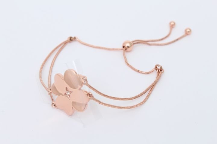 Фолифориальный браслет неиспользованный четырехлистный Clover Heart 4 Heart Pink Gold Accessories Ladies Follifollie