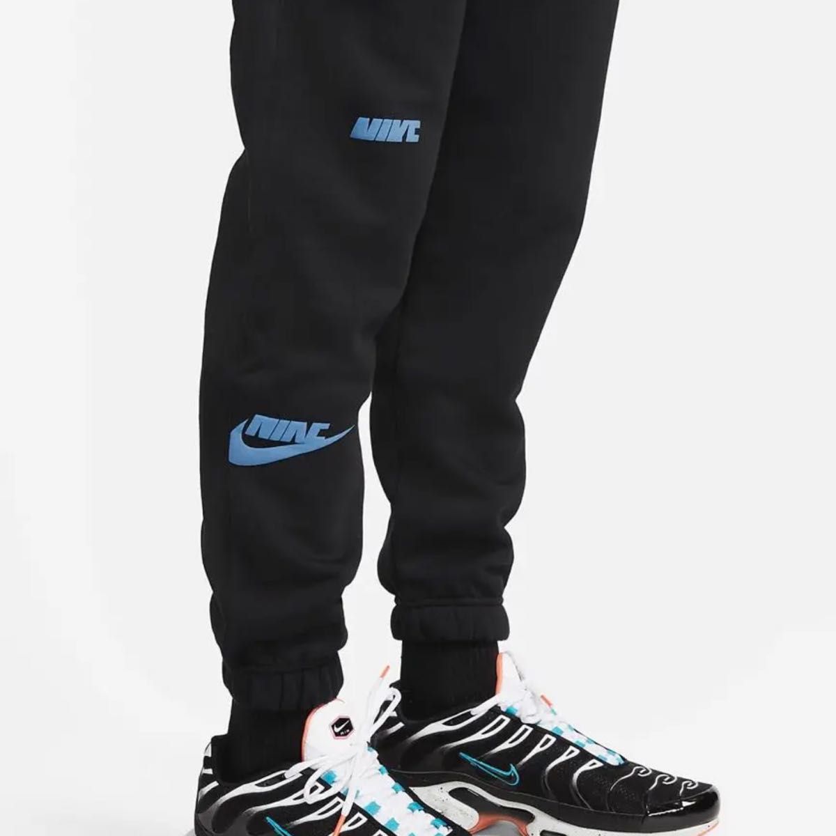 新品NIKEナイキセットアップ上下L パーカージョガーパンツ 新品NIKEナイキセットアップ上下L パーカージョガーパンツ