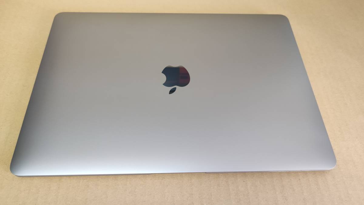 Apple MacBook Air M1 2020 スペースグレイ 中古美品/13.6インチ/M1 8