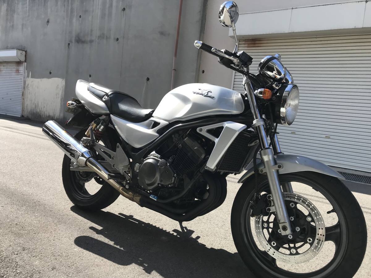 ☆ KAWASAKI バリオス２ ZR250B 実動書類付き ☆の画像1