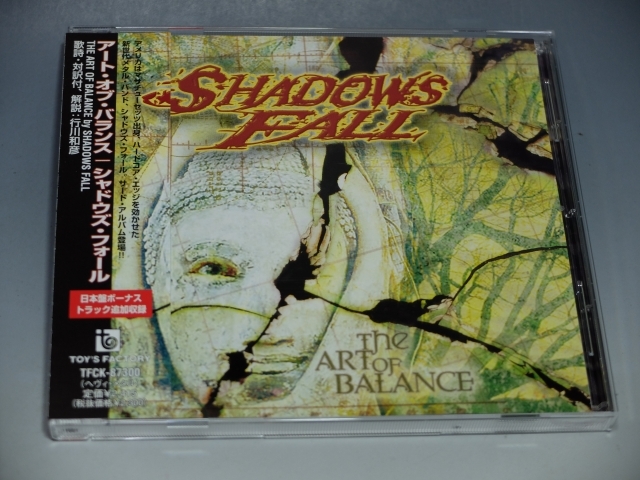 □ SHADOWS FALL シャドウズ・フォール THE ART OF BALANCE アート・オブ・バランス 帯付CD TFCK-87300_画像1