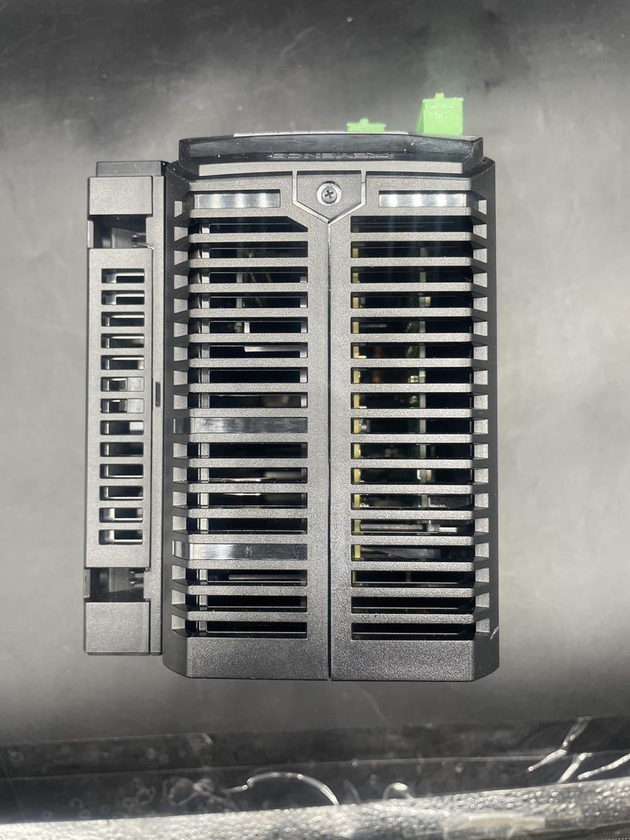 2038 KEYENCE LJ-V7000 超高速インラインプロファイル測定器 2038 KEYENCE LJ-V7000 超高速インラインプロファイル測定器