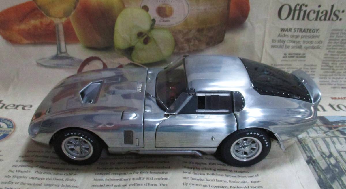 * очень редкий распроданный *EXOTO*1/18*1965 Shelby Cobra Daytona Coupe - Test Mule aluminium 