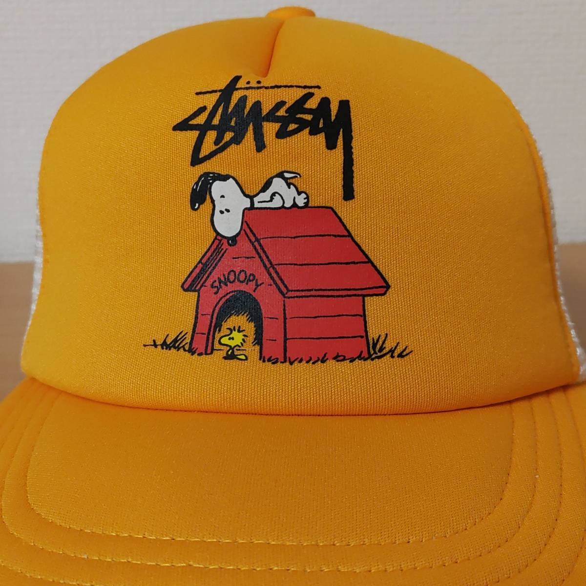  collaboration W name! rare goods KIDS Snoopy peanuts kennel STUSSY Kids child ...snoopy Peanuts yellow color black white vintage adjustment possibility mesh cap 