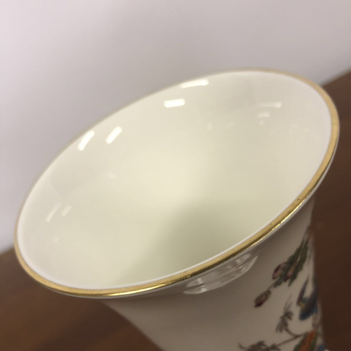 【美品】廃盤品 WEDGWOOD ウエッジウッド KUTANI CRANクタニクレーン 花瓶 フラワーベース_画像7