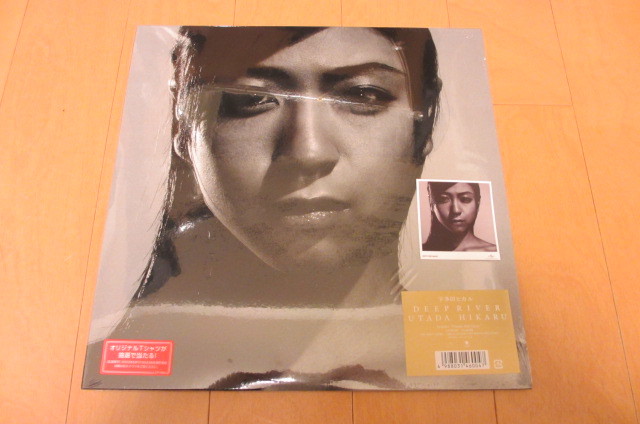 ★【HIKARU UTADA 宇多田ヒカル】☆『DEEP RIVER』初回盤 ステカー付 新品未開封 シールド .激レア★_画像1