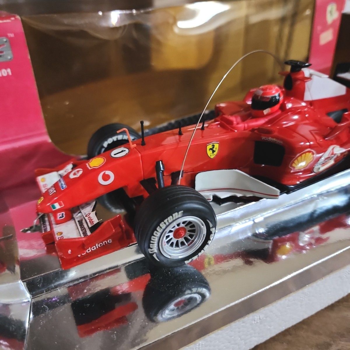 フェラーリ  F2005 ラジコン 1:20スケールFerrari Ferrari