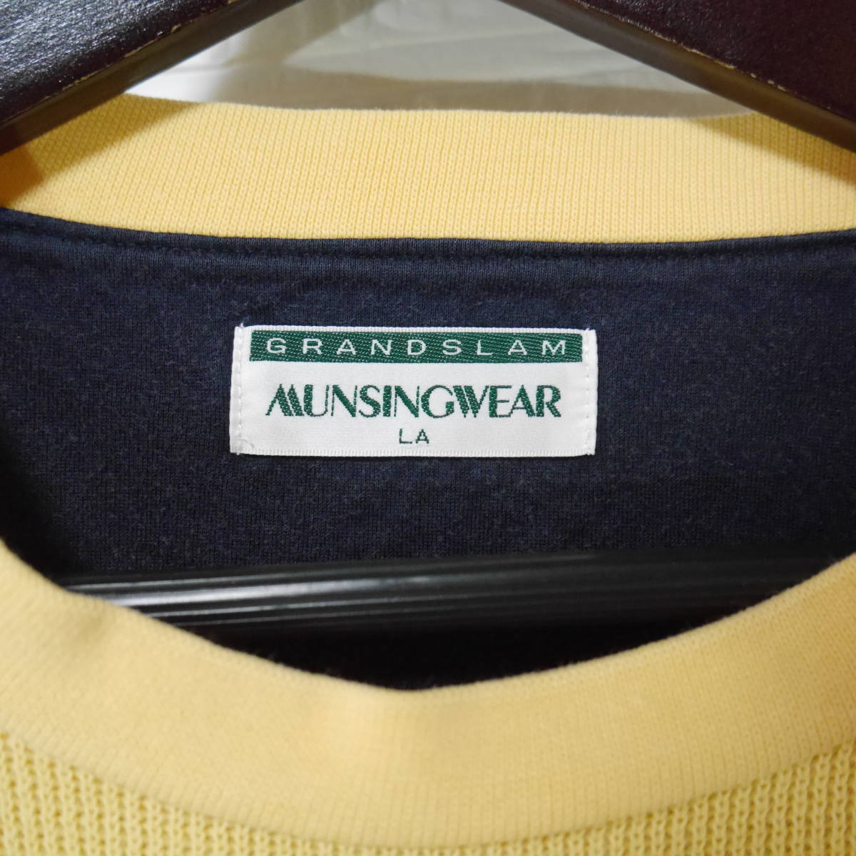 F31 □ GRAND SLAM MUNSING WEAR □ マンシングウェア　プルオーバー　黄　中古　サイズLＡ_画像8