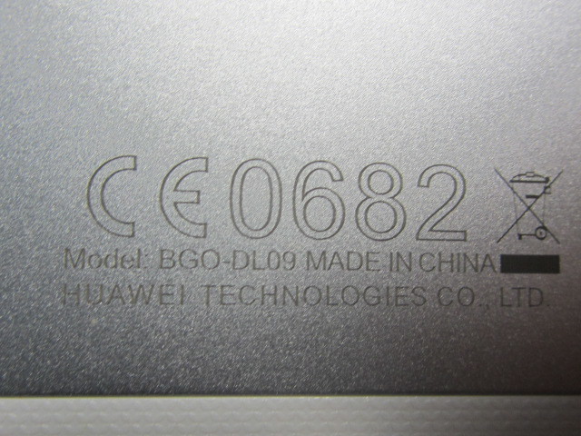 ジャンク HUAWEI MediaPad T1 7.0 SIMフリー BGO-DL09  タブレット 7型 銀 不動 5-5140の画像3