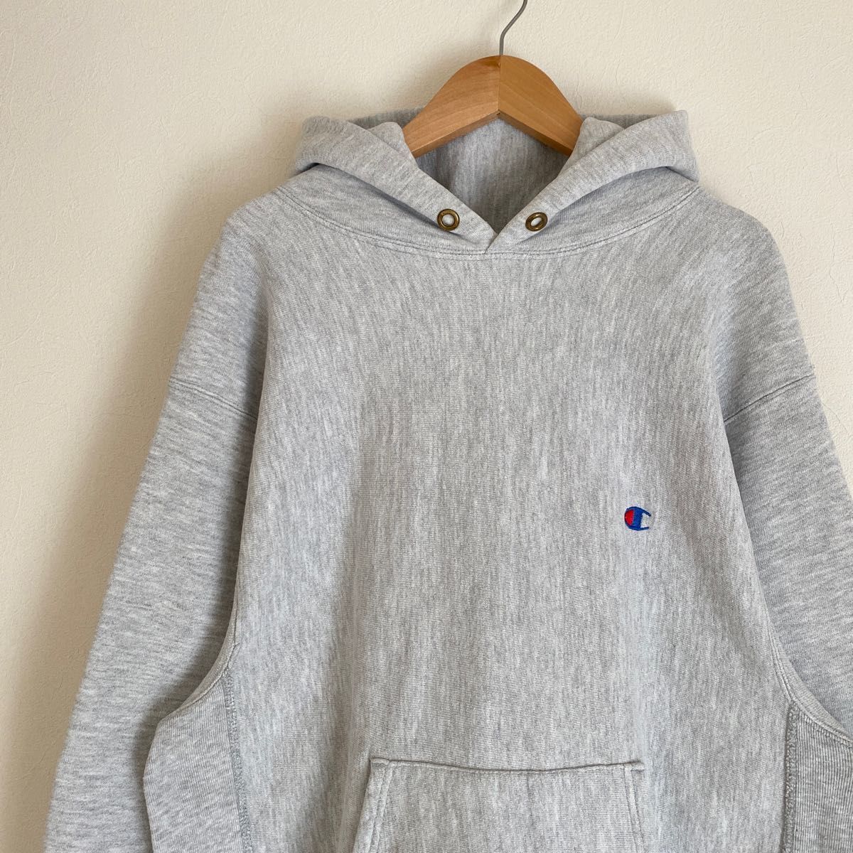 在庫再入荷】 Champion チャンピオン リバースウィーブ パーカー 刺繍