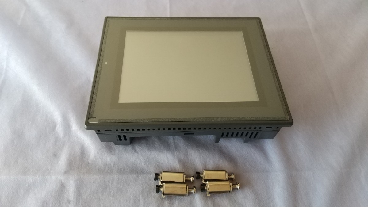 KEYENCE VT3-V7 通電確認済み(1250) KEYENCE VT3-V7 通電確認済み(1250)