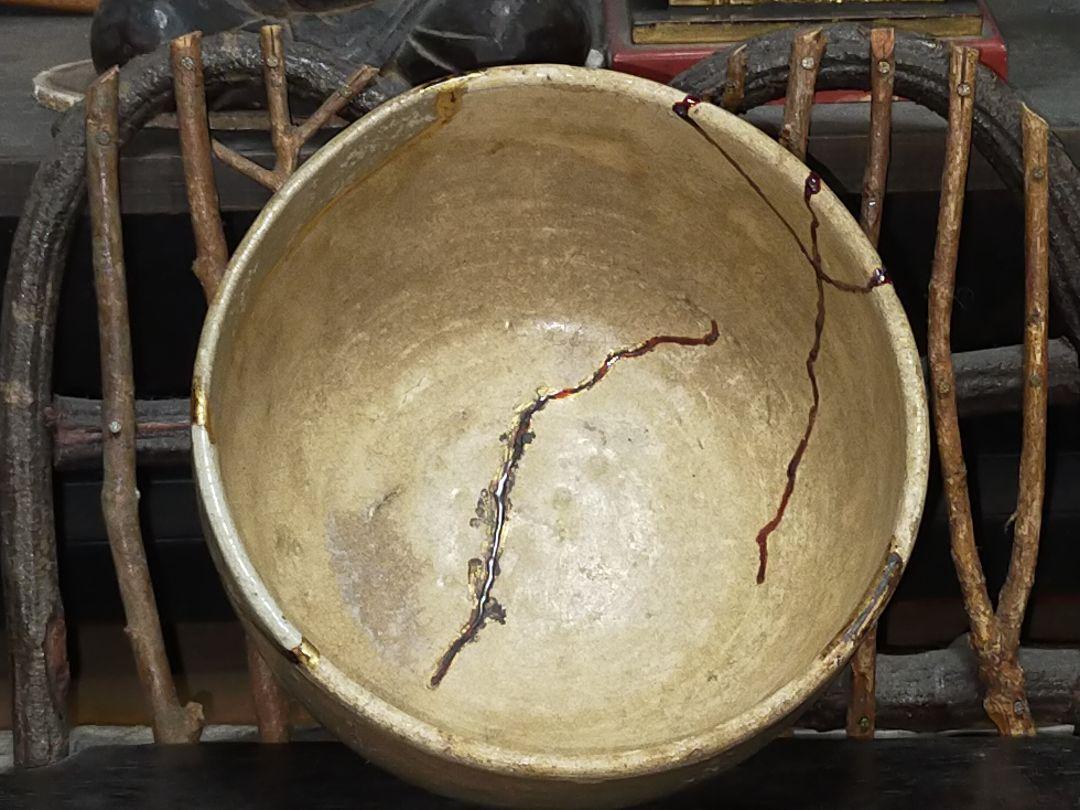◎送料無料◎蔵くら◎ 古瀬戸 茶碗 呼び継ぎ 修理あり 桐箱付き 骨董品