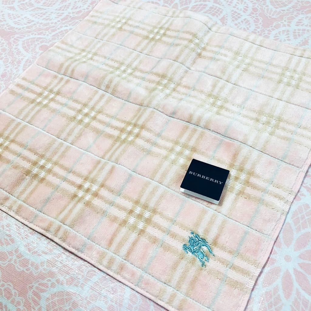 【ベロア】新品/BURBERRY/タオルハンカチ/正規品/綿100%/未使用/即決あり/匿名発送/バーバリー/ノバチェック/人気/定番柄/タグ付き/ピンク/_画像1