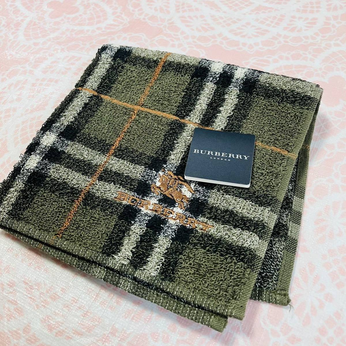 【人気】新品/BURBERRY/タオルハンカチ/正規品/バーバリー/綿100%/未使用/即決/匿名発送/ノバチェック/ハンドタオル/ホースマーク/緑/3_画像3