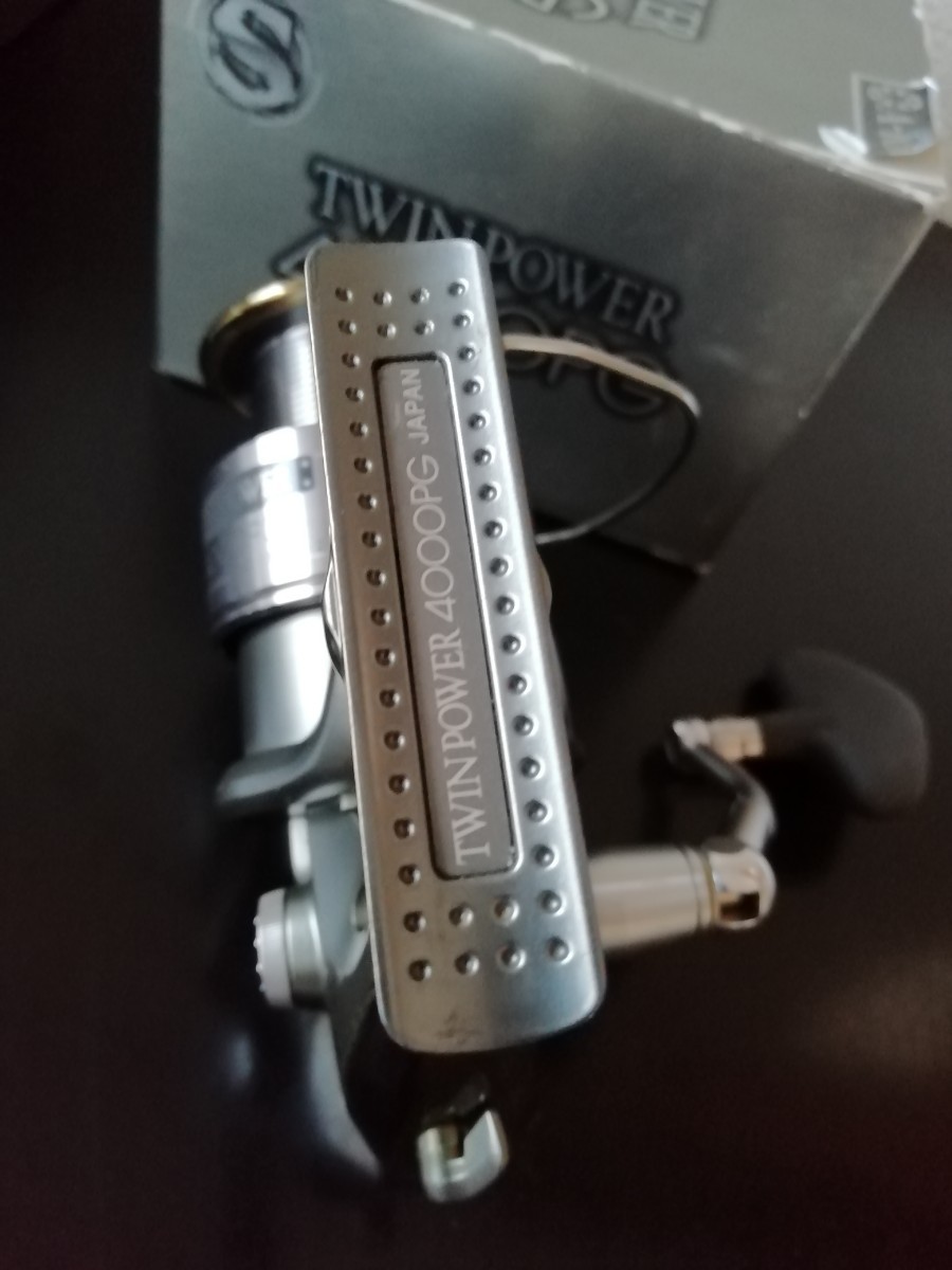 人気番手 SHIMANO 02ツインパワー4000PG パワーギア シマノ MADE 人気番手 SHIMANO 02ツインパワー4000PG パワーギア シマノ MADE