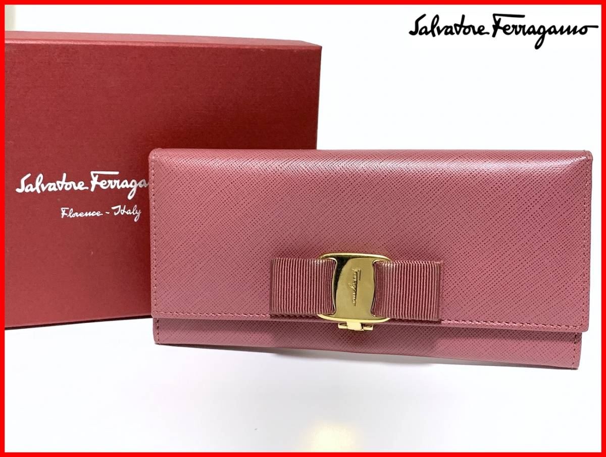 人気商品！】 フェラガモ Ferragamo Salvatore 即決 二つ折り D7