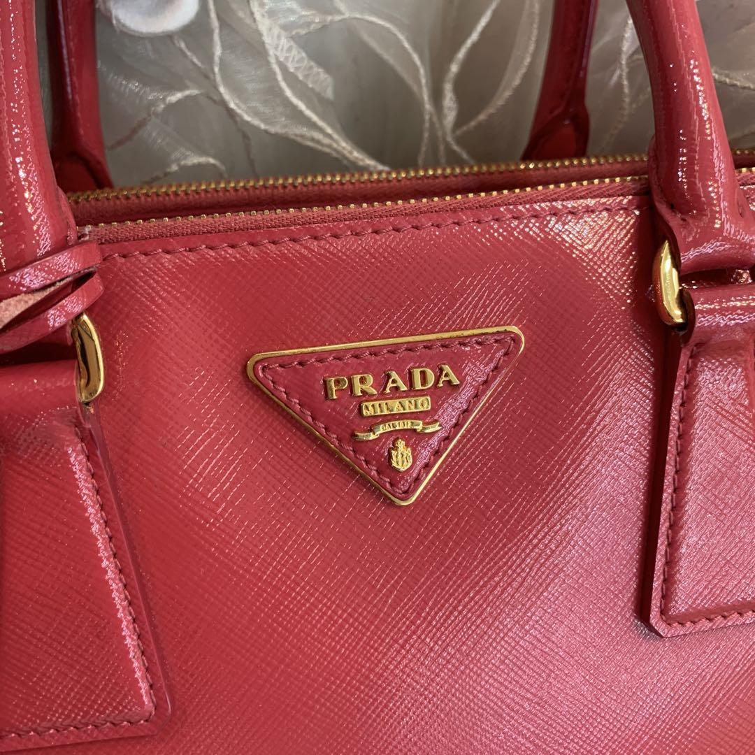 美品 PRADA サフィアーノヴェルニーチェ 2WAYショルダーバッグ ピンク