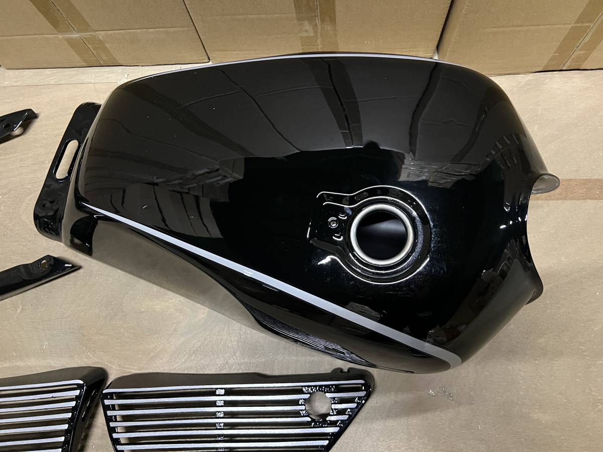 XJ400 外装セット 黒×赤①タンク アルフィン ハネテールカウル