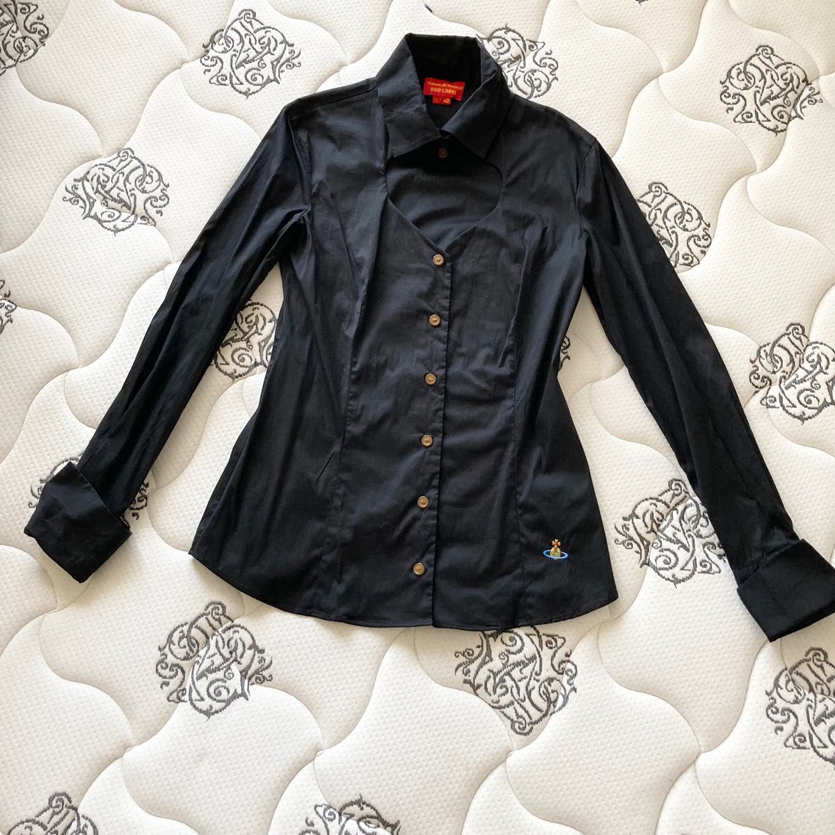 イタリア製 Vivienne Westwood ラブ ハート シャツ ブラウス イタリア製 Vivienne Westwood ラブ ハート シャツ ブラウス