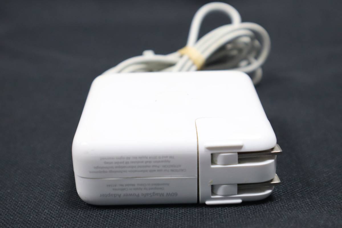 E0863(9) & L Apple 60W MagSafe Power Adapter A1344 _画像2