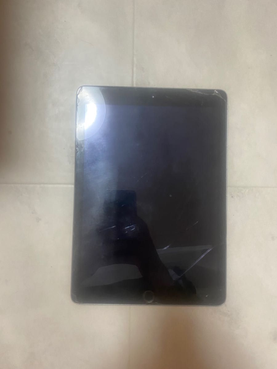 Apple iPad Wi-Fi 32GB 2017 MP2F2J/A-