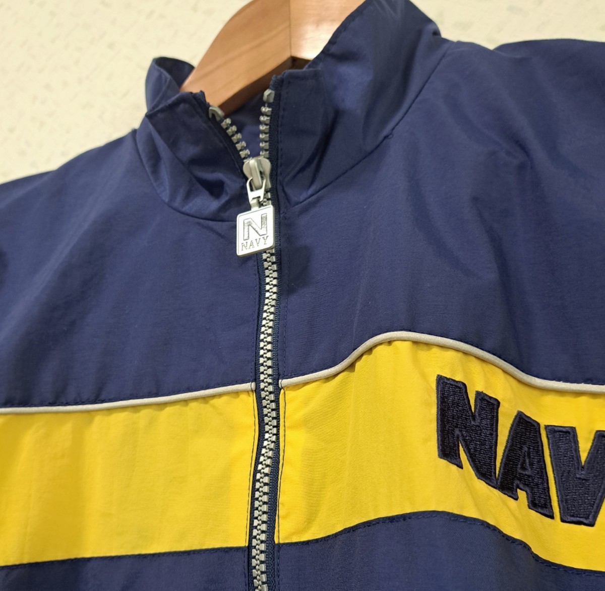 1点物 激レア U.S NAVY ネイビー ミリタリー 米軍 実物 IPFU 海軍 ナイロン ジャケット 刺繍 メンズ アウター 戦闘服 アメリカ 軍の画像10