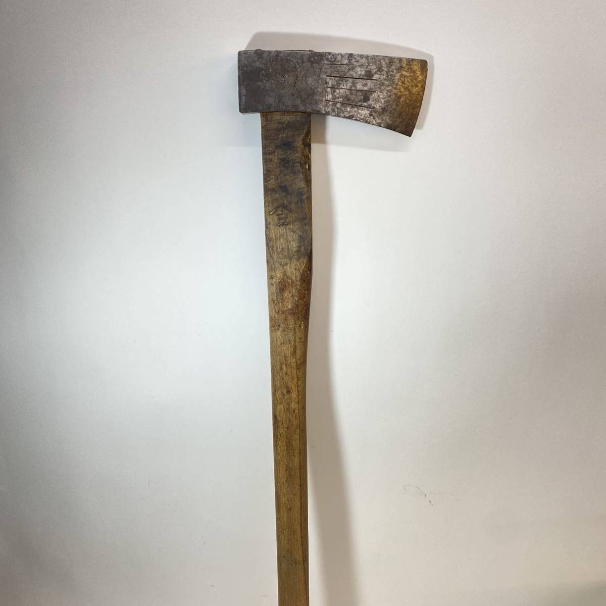 忠光 斧 マサカリ 土佐 薪割 全長820mm 刃物 金物 オノ 忠光 斧 マサカリ 土佐 薪割 全長820mm 刃物 金物 オノ