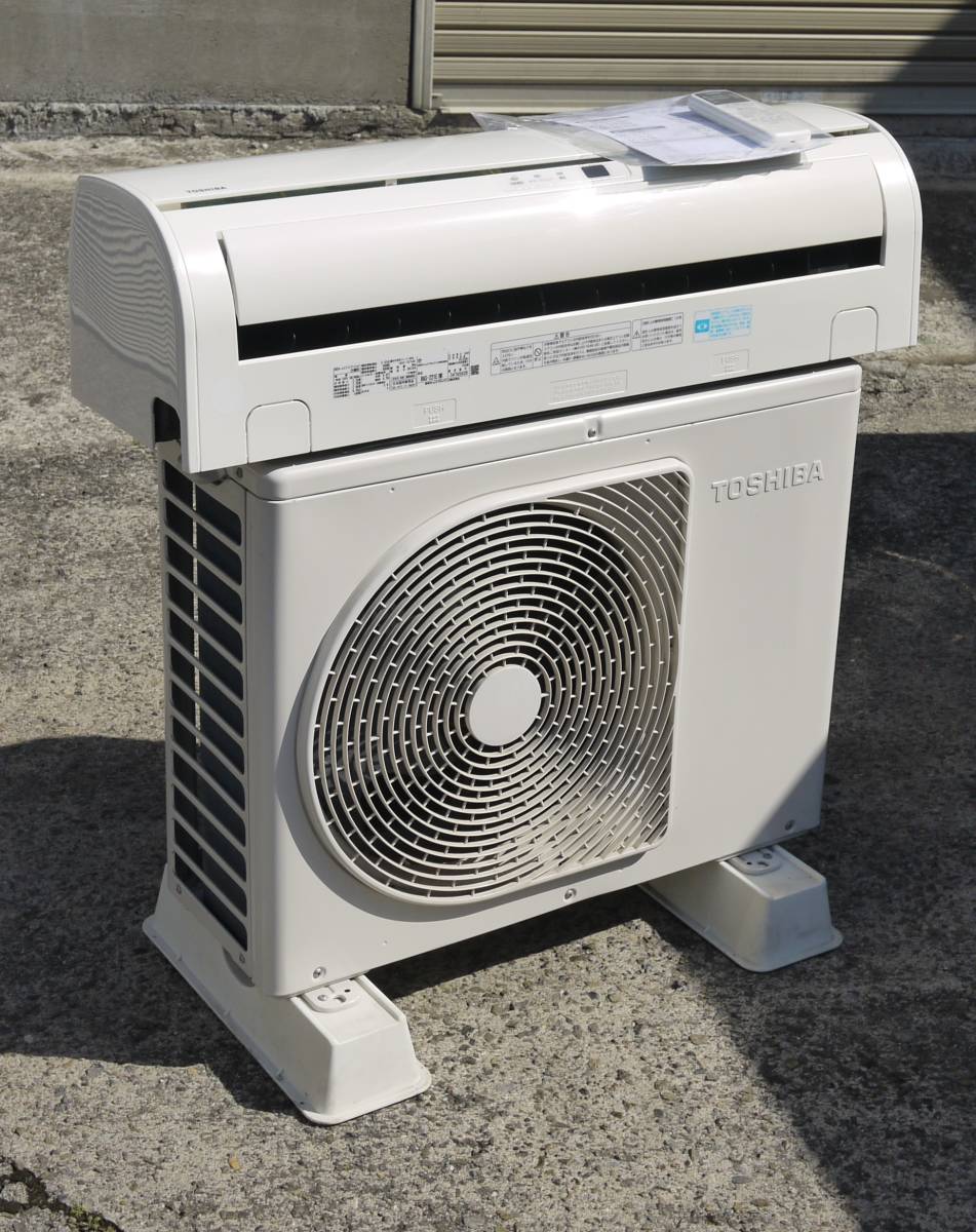 Yahoo!オークション - 美品 東芝 ルームエアコン RAS-221AE 2013 Yahoo!オークション - 美品 東芝 ルームエアコン RAS-221AE 2013