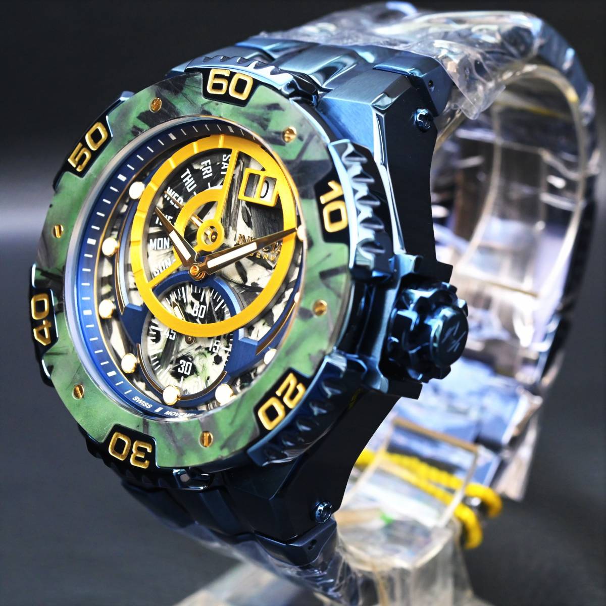 INVICTA インビクタ『Carbon Hawk Blue Label 38451』 電池式 ケース