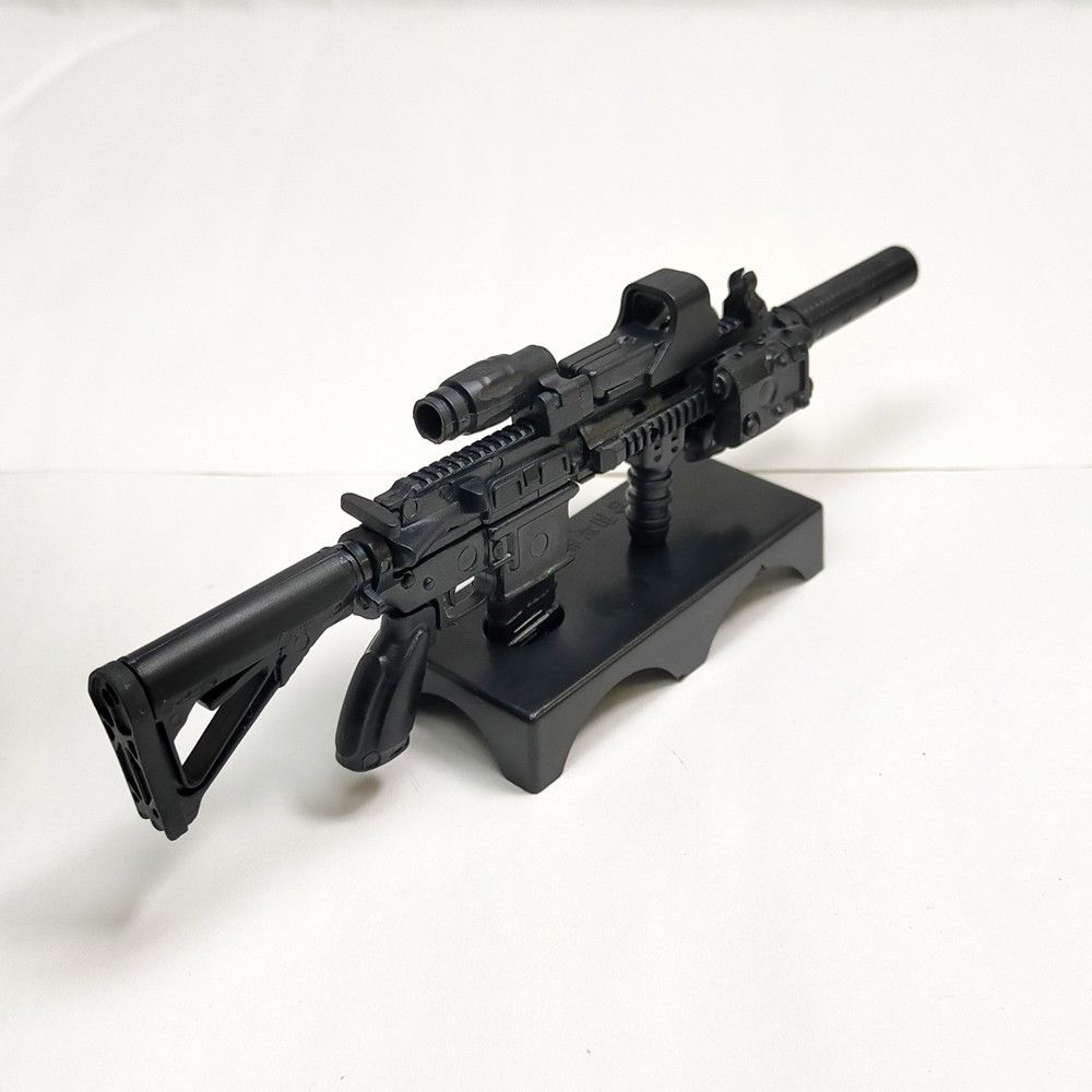 アサルトライフル HK416 プラモデル　未組立　ガンプラ　武器　ガンダム　パーツ　アクションフィギュア　ミリタリー模型