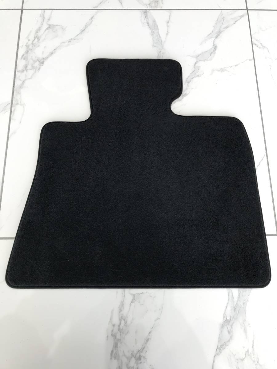  original BMW X5 right H floor mat 4 point set N0224-834