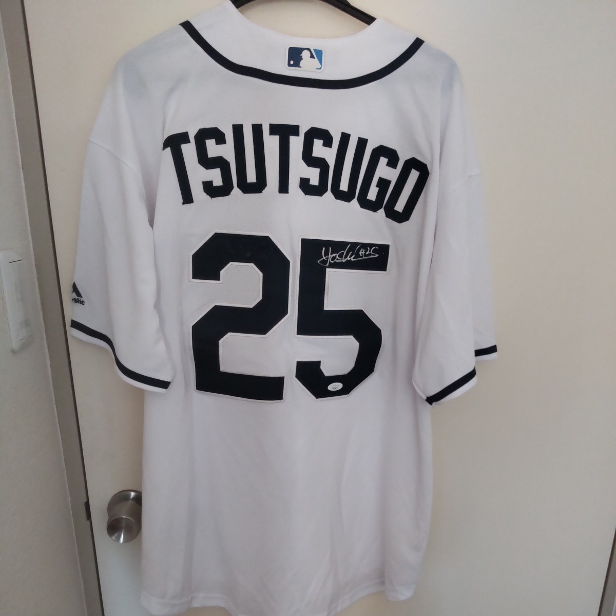 オークショ 元レイズ#25筒香嘉智選手レプリカユニフォームサイン入り