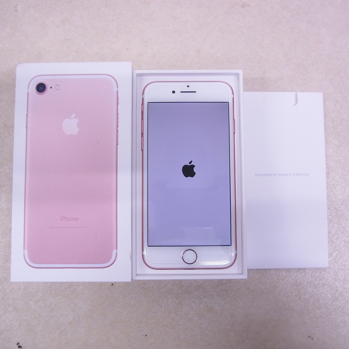 Apple iPhone 7 (MNCJ2J/A・A1779) ローズゴールド/2016年/32GB/4.7インチ 動作不良 アップル アイフォン ジャンク【GM；VAT0088_画像1