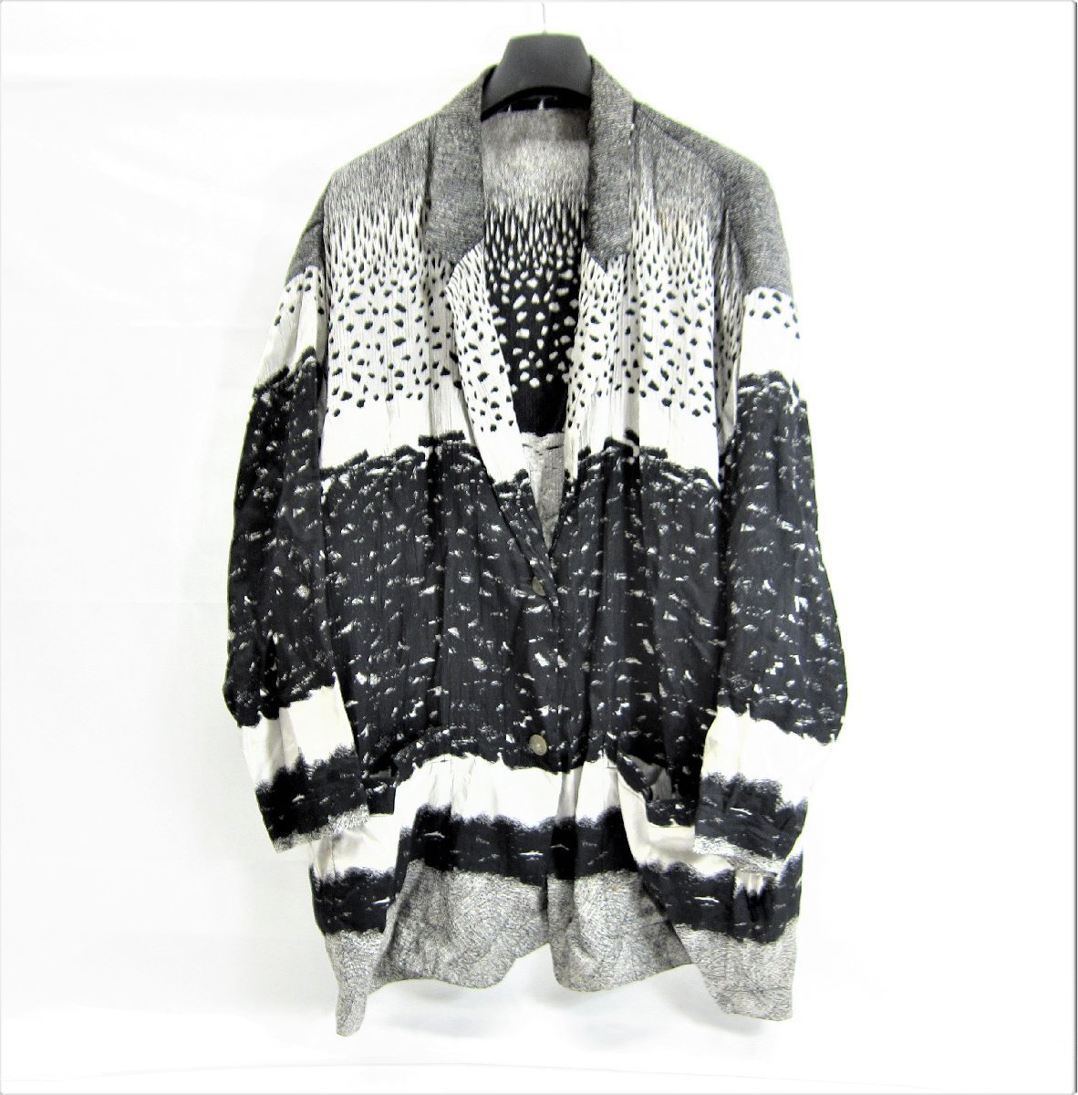 即納!最大半額! SIZE:9 総柄 シャツジャケット MIYAKE ISSEY レディース □UF3745 衣類 その他 即納!最大半額! SIZE:9 総柄 シャツジャケット MIYAKE ISSEY レディース □UF3745 衣類 その他