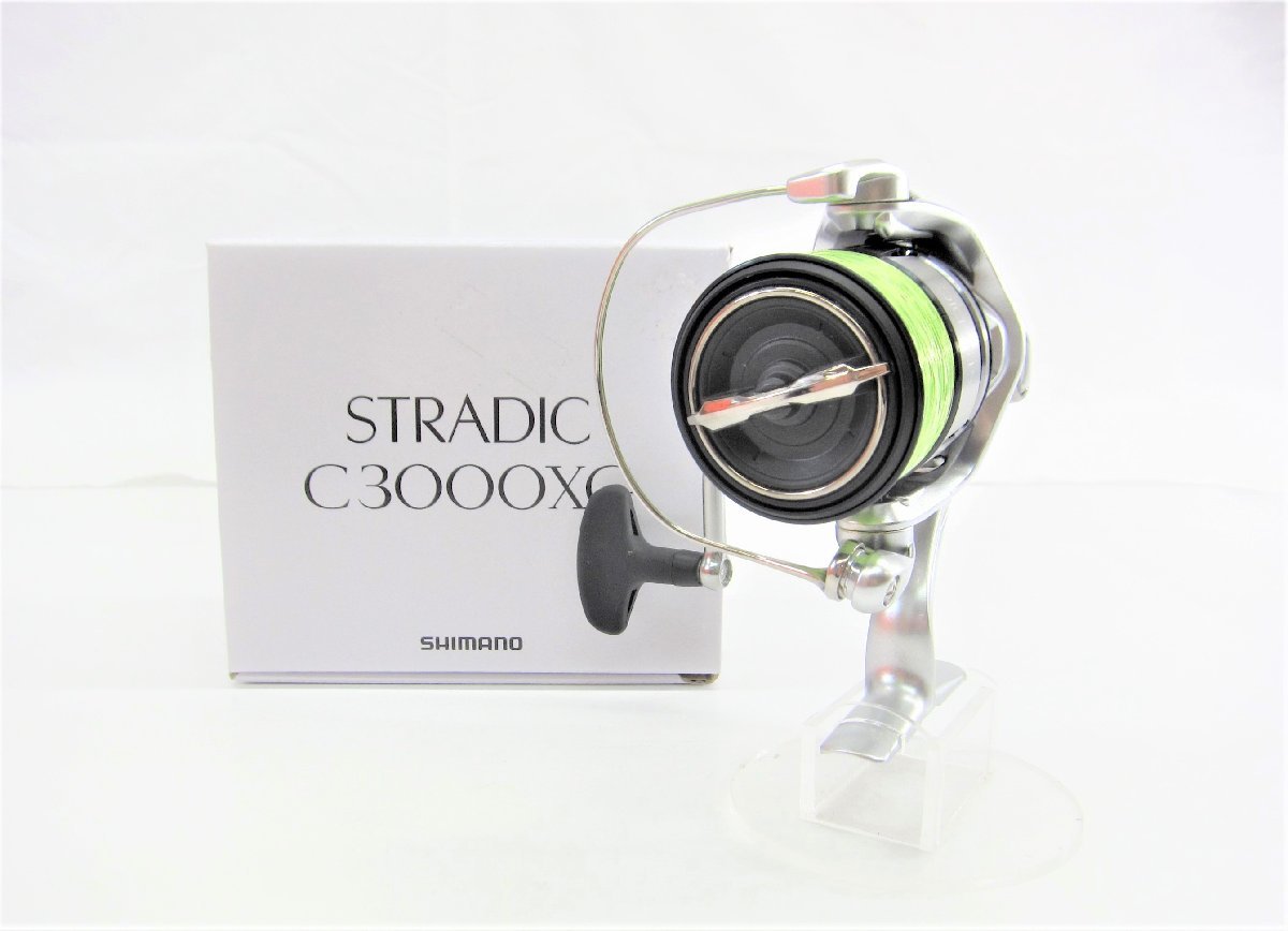 SHIMANO シマノ19 STRADIC ストラディック C3000XG スピニングリール ∠US3925_画像1