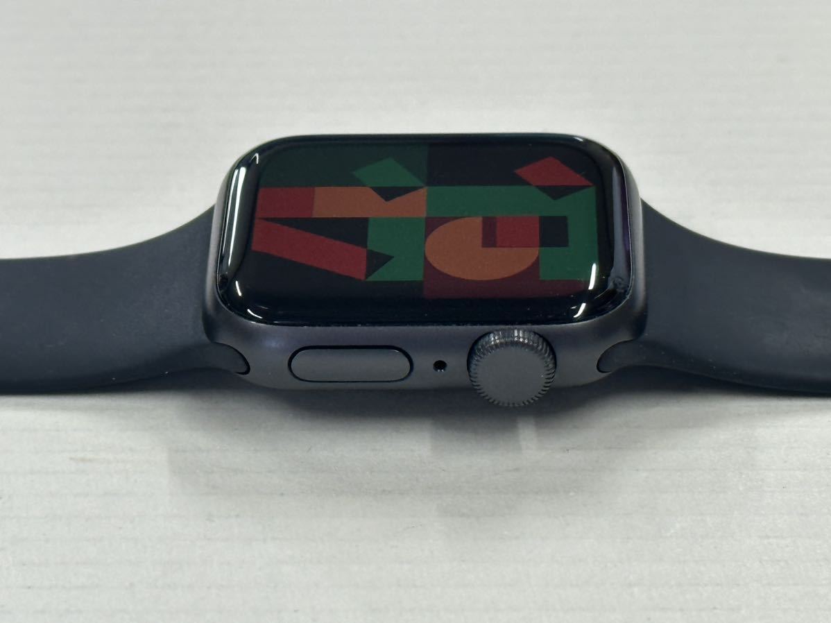 即決 美品 Apple Watch SE 40mm スペースグレイアルミニウム アップル