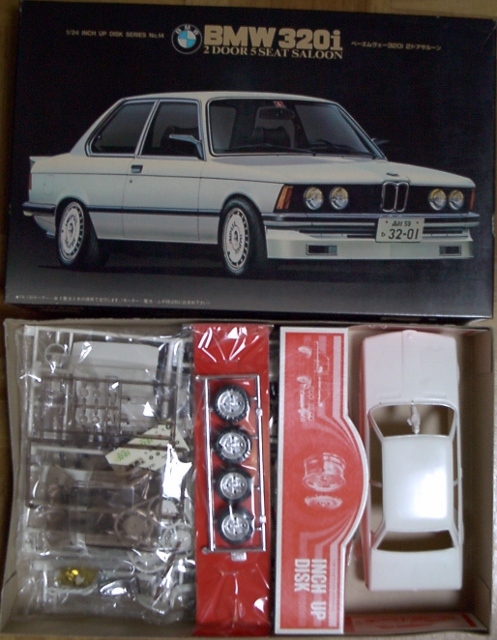 Fujimi 1/24 BMW 320i 2dr