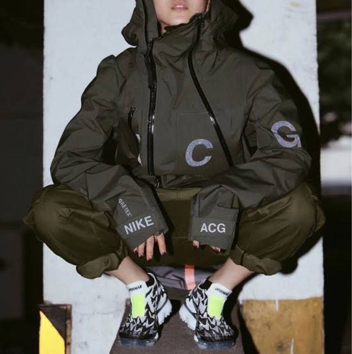 希少】nikelab alpine jacket S サイズ acronym GORE-TEX｜PayPayフリマ