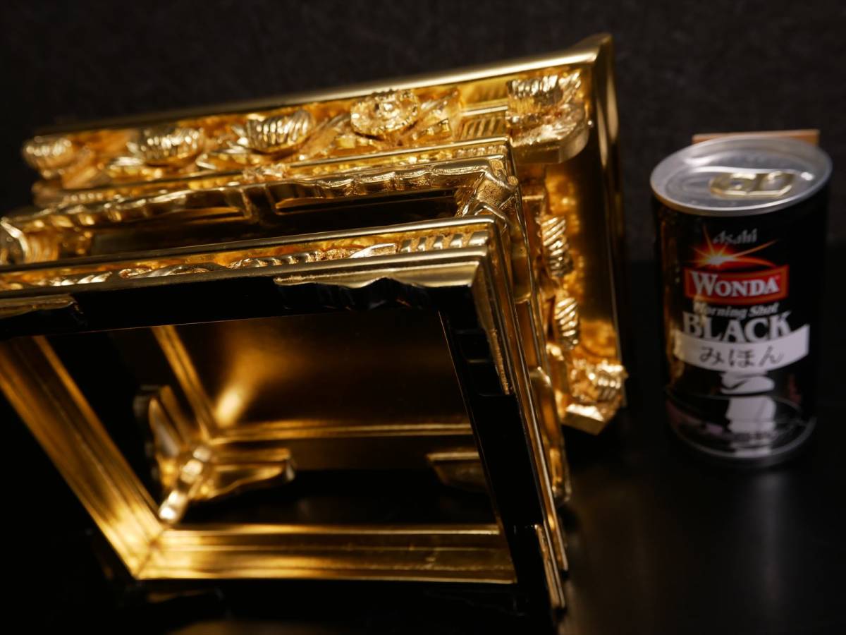 未使用保管品 最高級東用裏金和讃卓 天板虫喰塗 三方三段 国産 未使用保管品 最高級東用裏金和讃卓 天板虫喰塗 三方三段 国産
