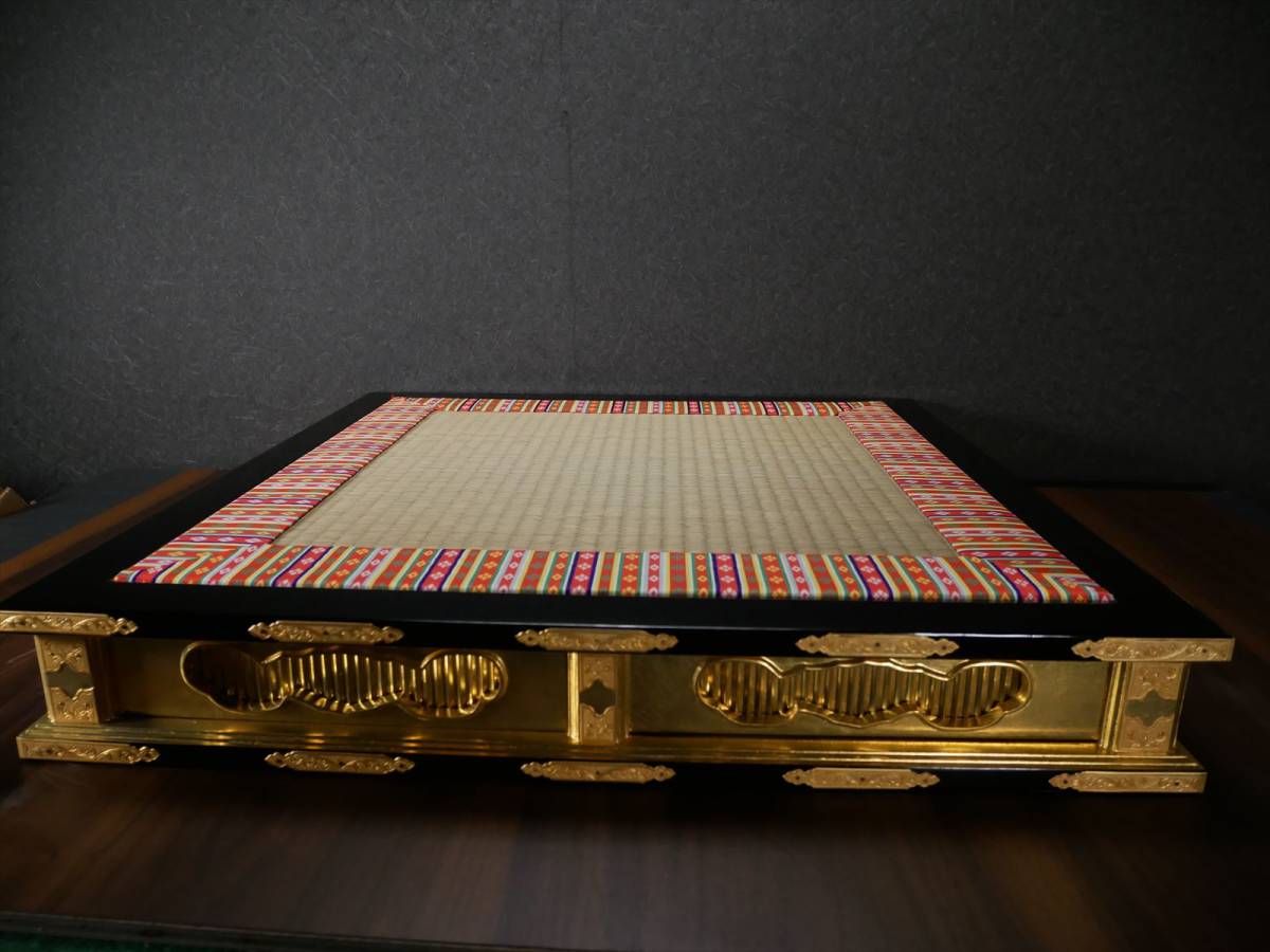 国産品【収集品】登高座 金具 木製本金箔 Aランク 仏具 礼盤 らいはん
