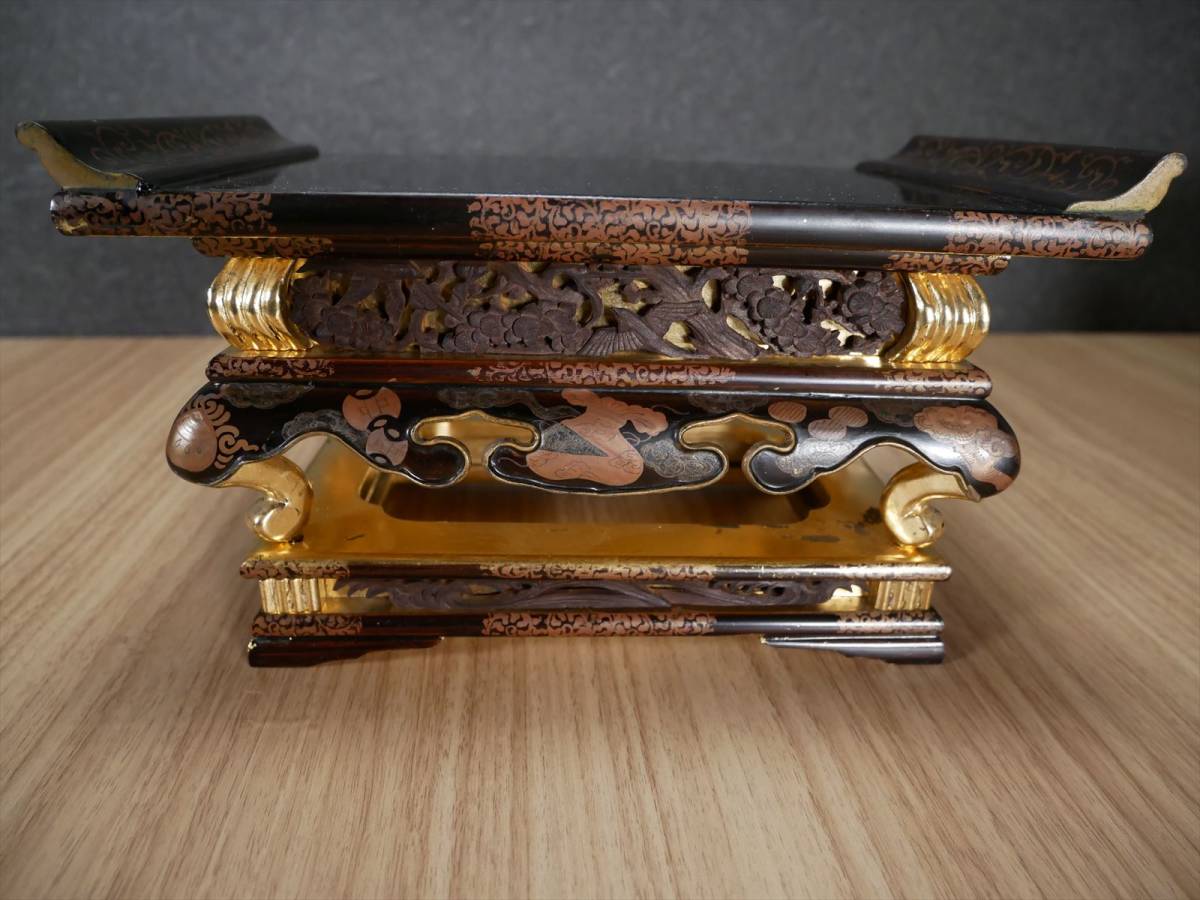 収集品 和讃卓 蒔絵 裏金 最高級品 漆塗り 高さ14.8㎝ 幅26.7㎝ 奥16