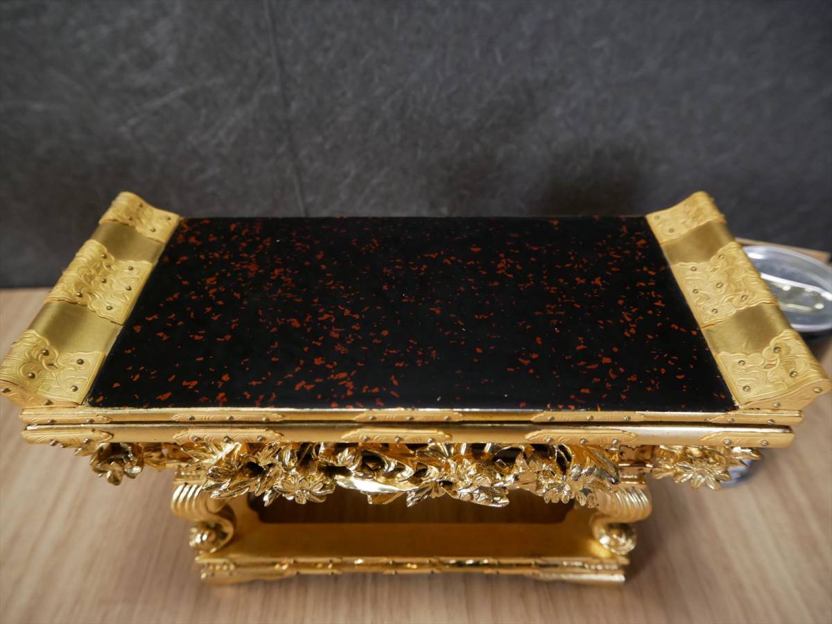 収集品 上卓 前卓 純金箔 四方裏金 木製 状態良好 幅23.2㎝ 仏壇 収集品 上卓 前卓 純金箔 四方裏金 木製 状態良好 幅23.2㎝ 仏壇