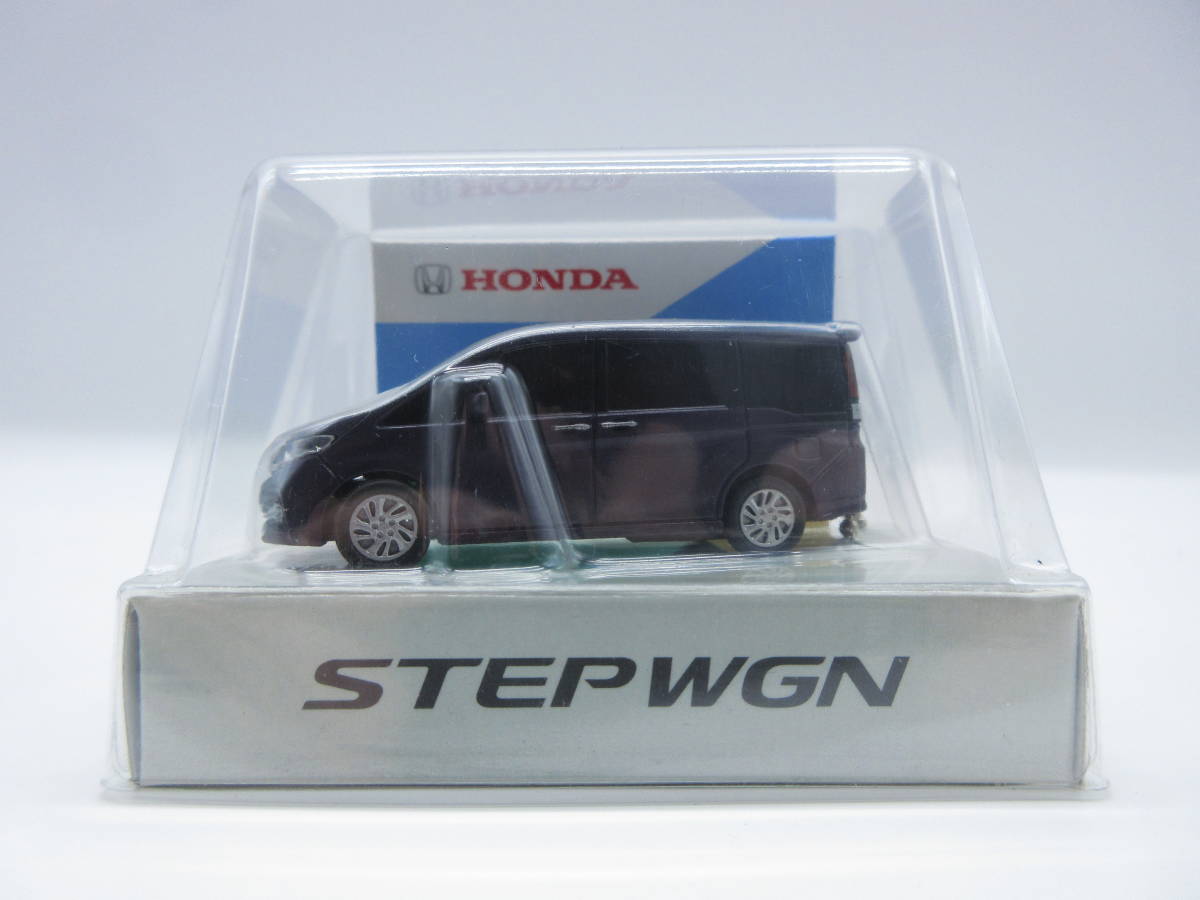 ホンダ ステップワゴン　STEP WGN RP型 ディーラー　非売品 LED ミニカー キーホルダー_画像1